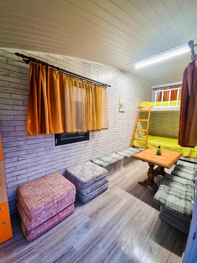 Tiny Houses In The Garden Câmpulung Moldovenesc المظهر الخارجي الصورة